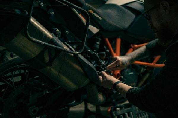 Замена, ремонт двигателя и его опор